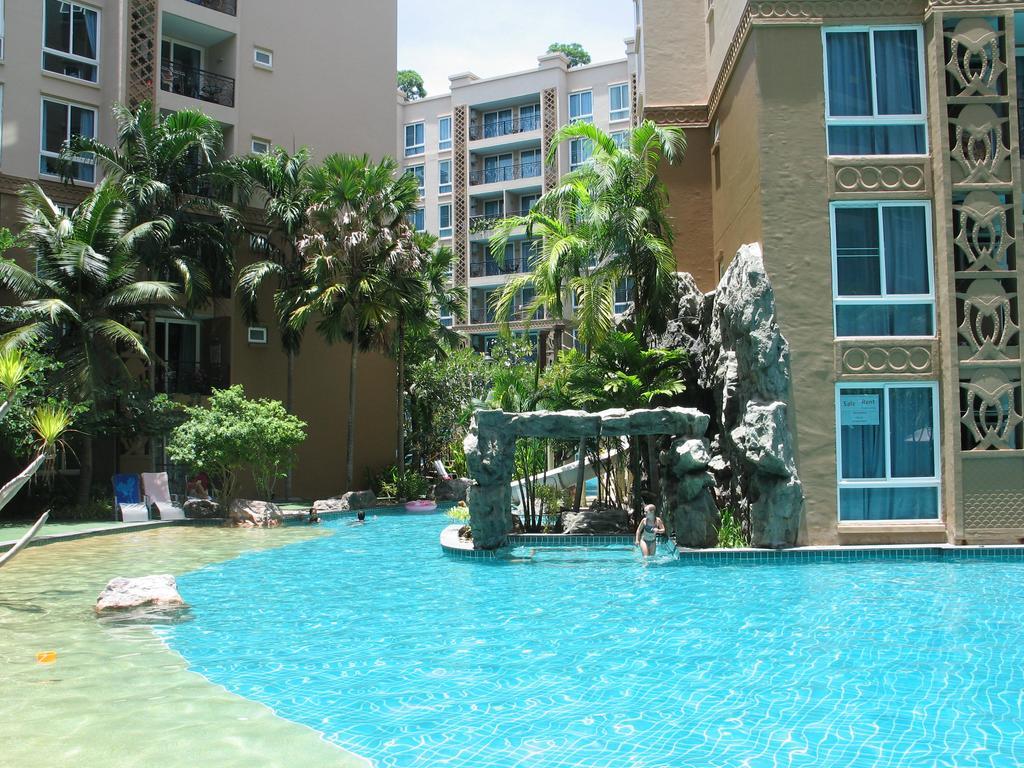 Atlantis Condo Resort Jomtien Beach Exterior photo